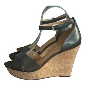 Nine West Black and Tan Wedge Sandals